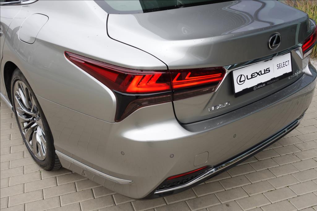 Lexus LS 500h
