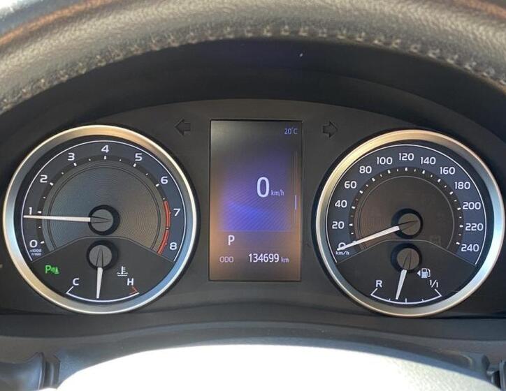 Toyota Corolla 16