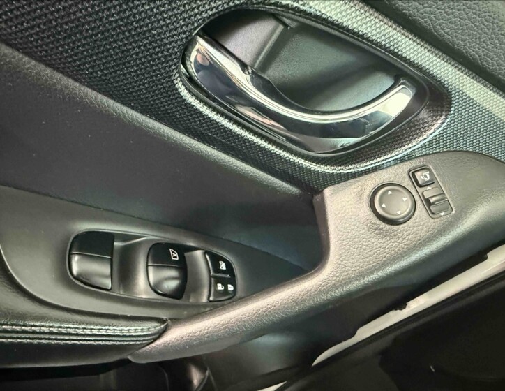Nissan X-Trail 18