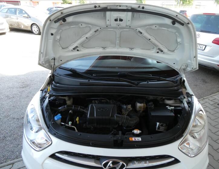 Hyundai i10 33