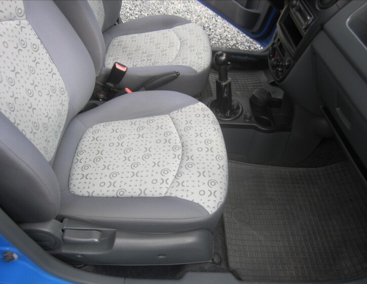 Chevrolet Spark 16
