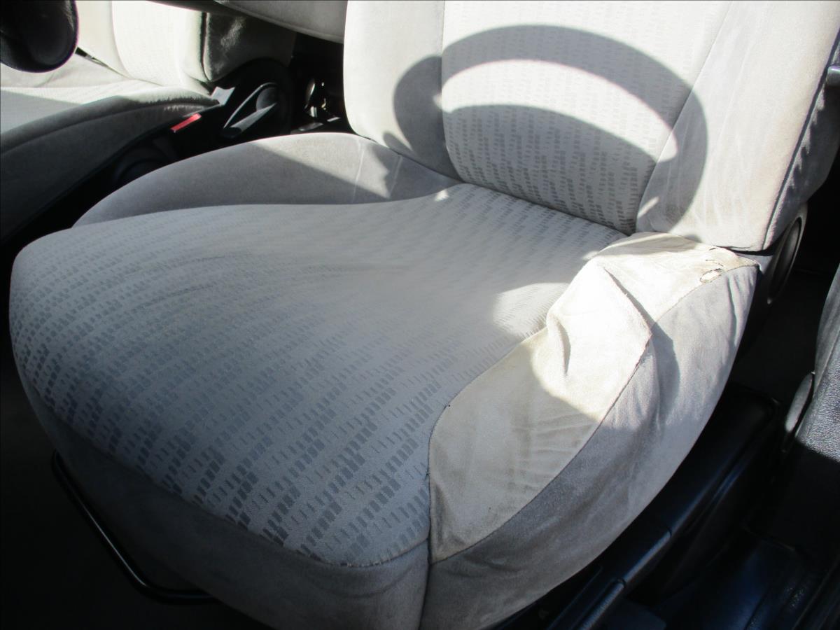Peugeot 807