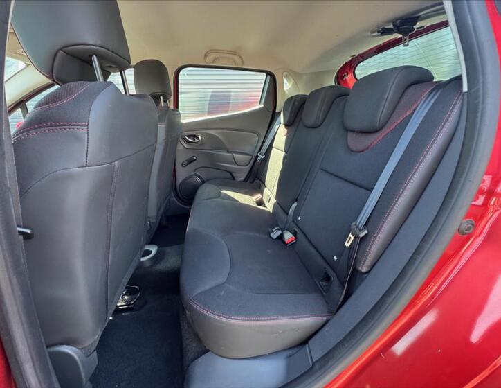 Renault Clio 23