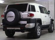 Toyota FJ 5