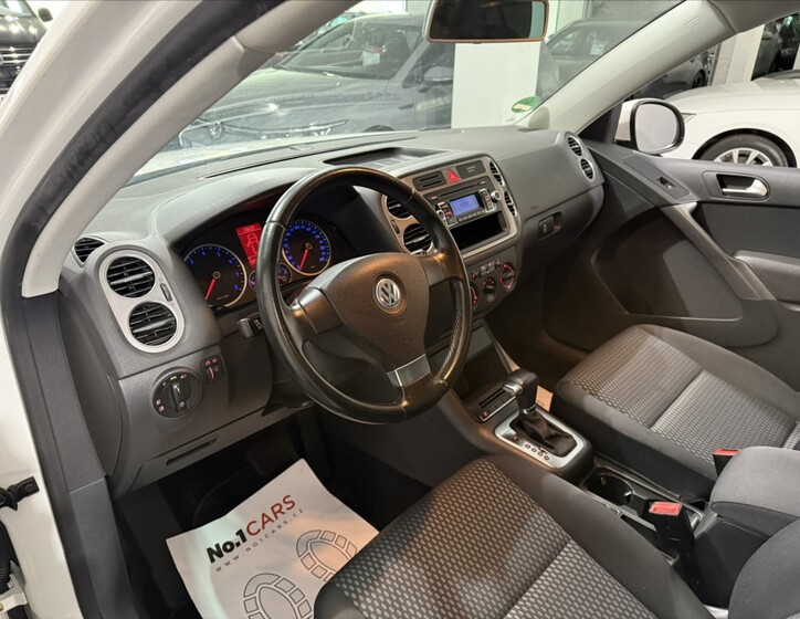 Volkswagen Tiguan 7