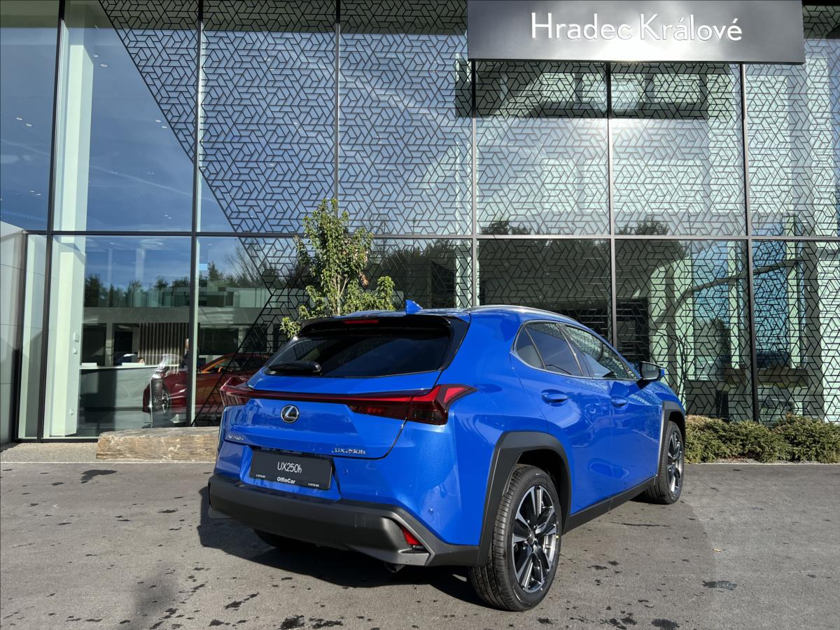 Lexus UX 250h