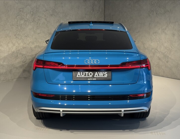 Audi e-tron 8