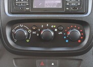 Renault Trafic 13