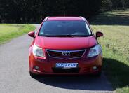 Toyota Avensis 2