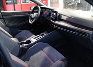 Volkswagen Golf 11