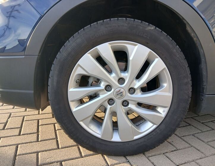 Suzuki SX4 S-Cross 32