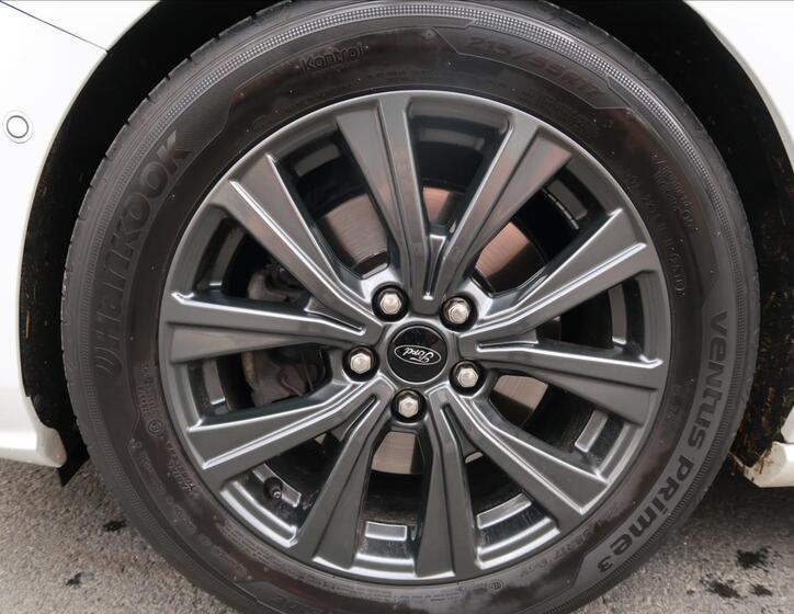 Ford Focus 25