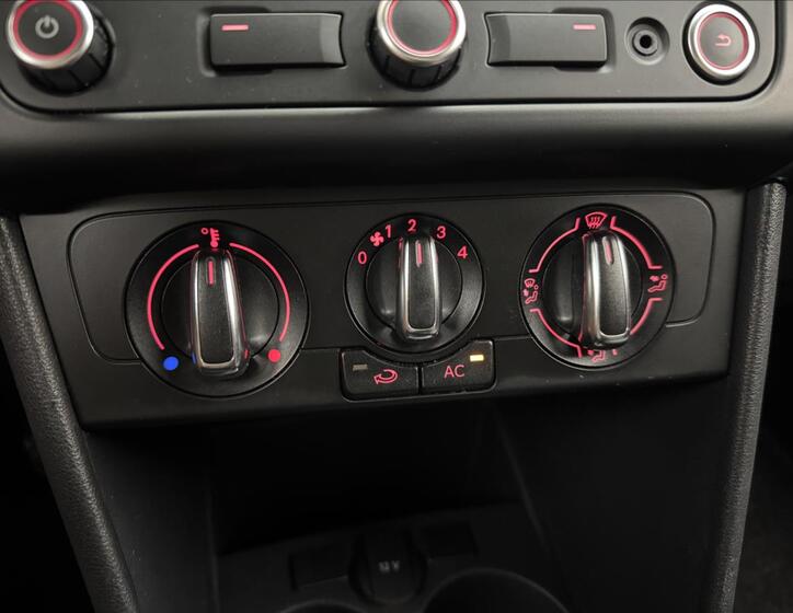 Volkswagen Polo 17