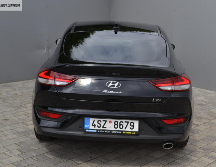 Hyundai i30 4