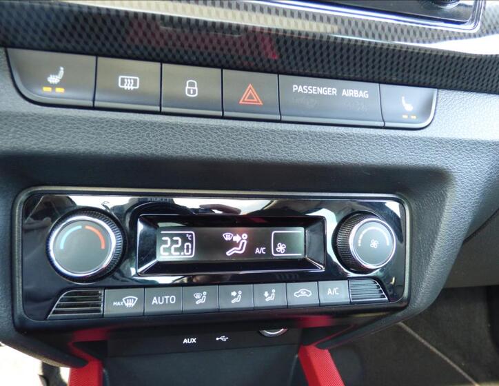 Škoda Fabia 40