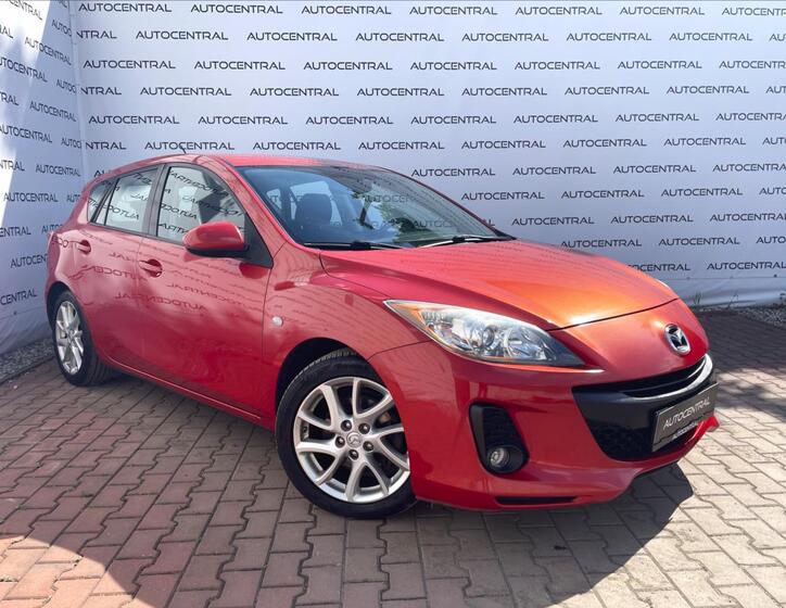 Mazda 3 1