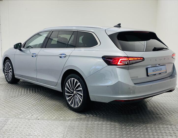 Škoda Superb 24