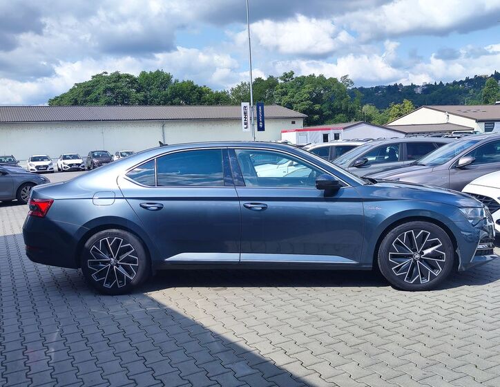 Škoda Superb 4