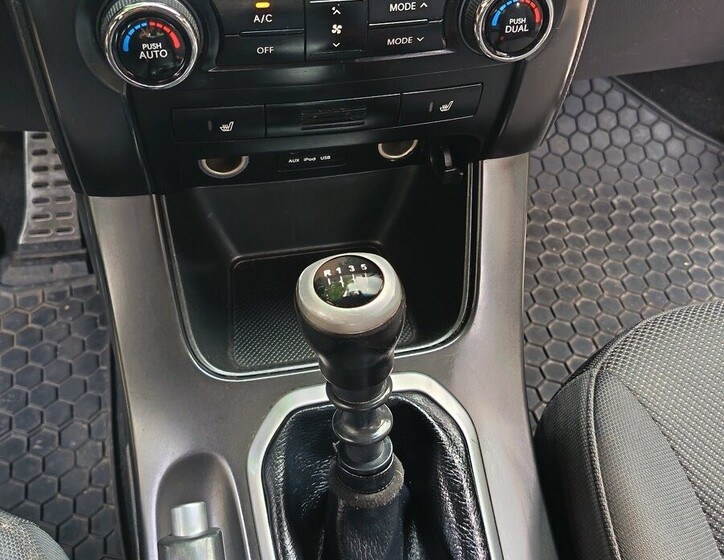 KIA Sorento 5