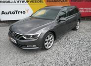 Volkswagen Passat 1