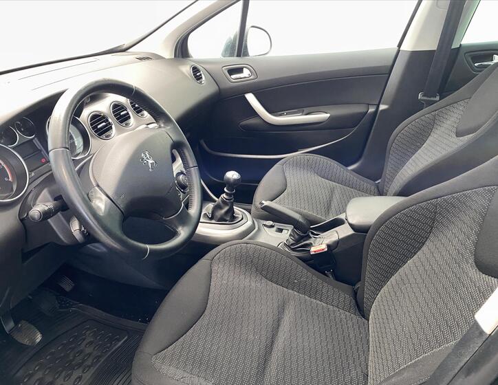 Peugeot 308 5