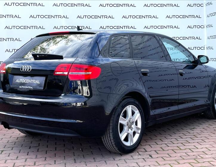 Audi A3 4