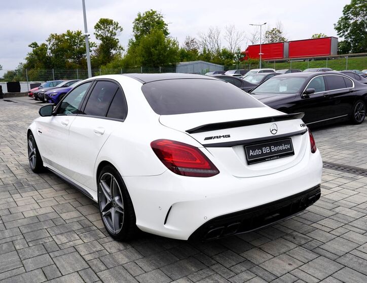 Mercedes-Benz Třídy C 4