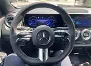 Mercedes-Benz EQB 10