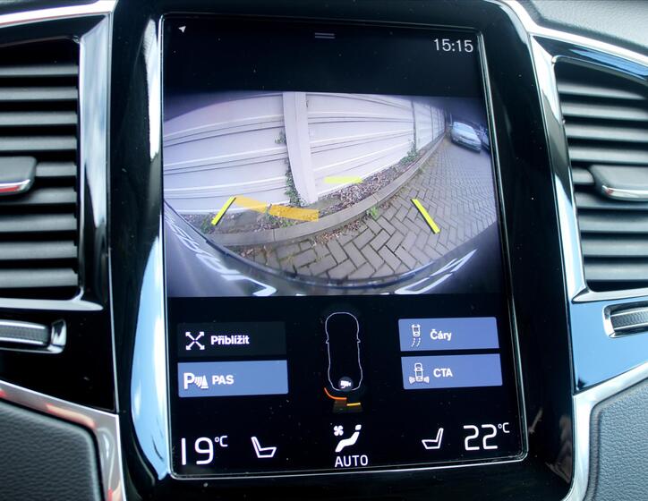 Volvo XC90 20