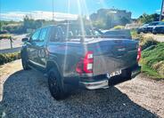 Toyota Hilux 5