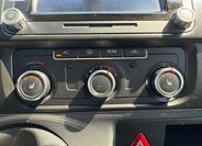 Volkswagen Caravelle 17