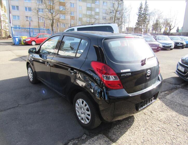 Hyundai i20 4