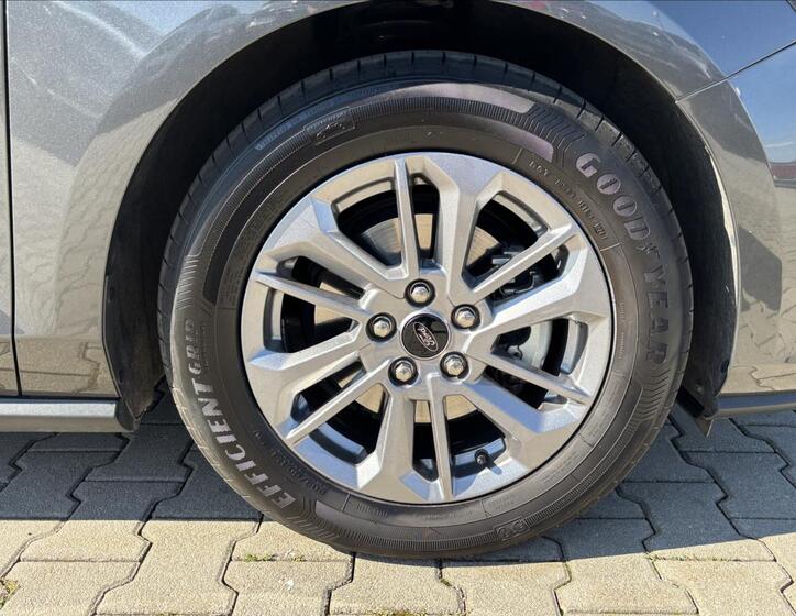Ford Focus 10