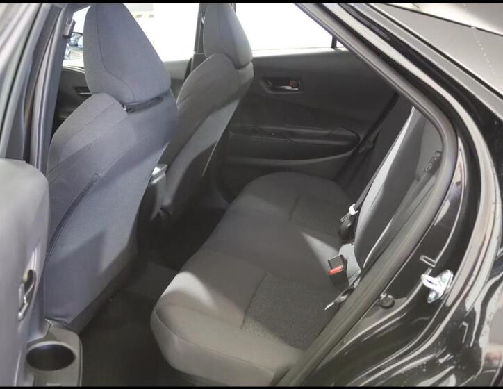 Toyota C-HR 6