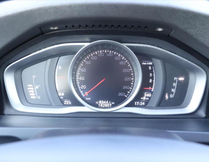 Volvo V60 20