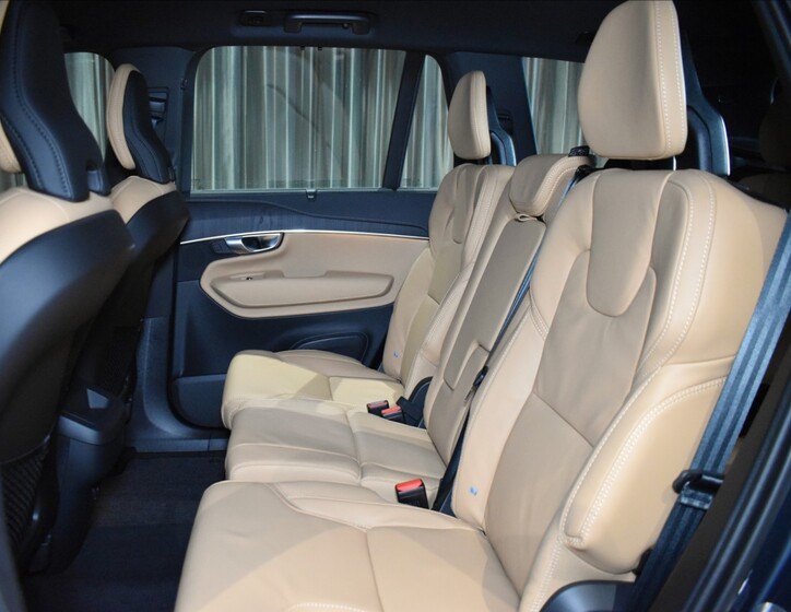 Volvo XC90 15