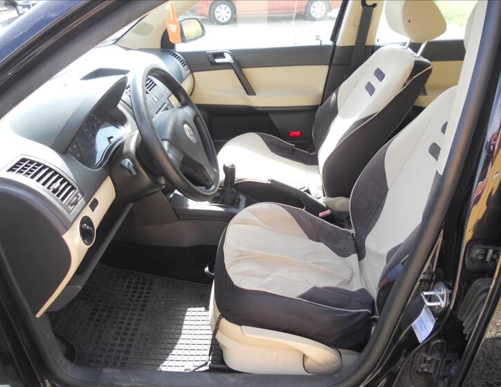 Volkswagen Polo 12