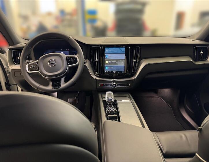 Volvo XC60 10