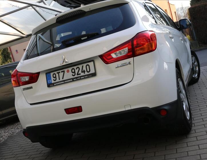 Mitsubishi ASX 8