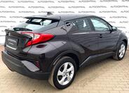 Toyota C-HR 4