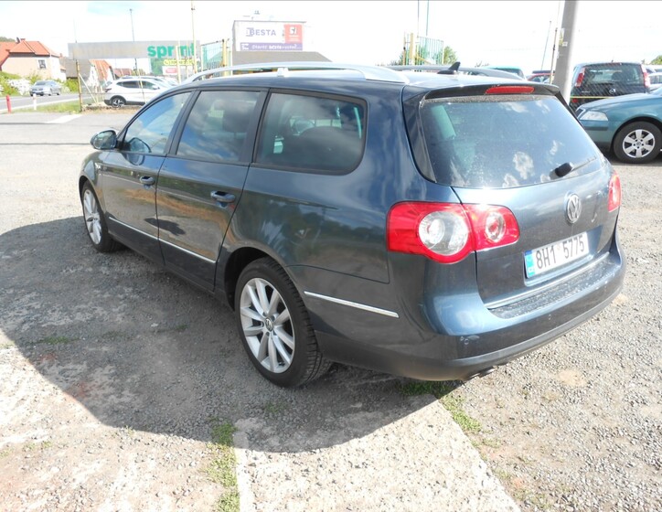 Volkswagen Passat 9