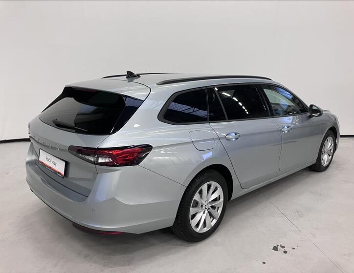 Škoda Superb 2
