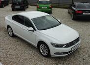 Volkswagen Passat 1