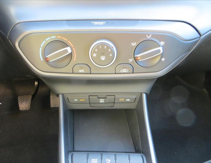 Hyundai i20 13