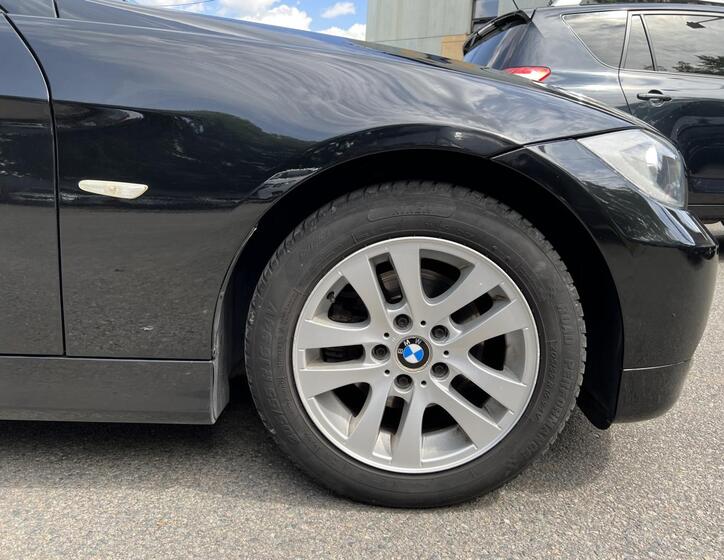 BMW Řada 3 33