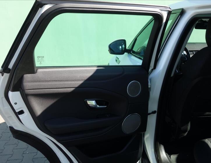 Land Rover Range Rover Evoque 29