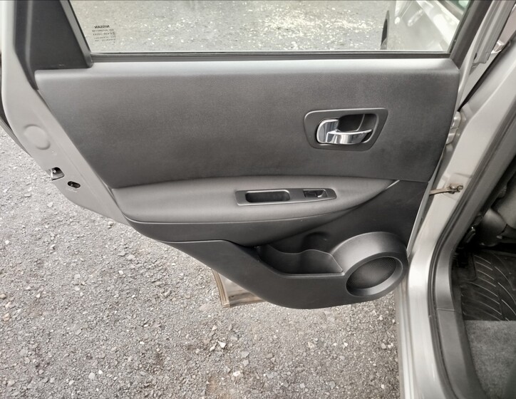 Nissan Qashqai 25