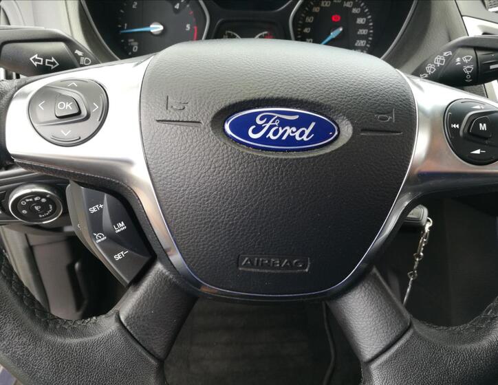 Ford Focus 6