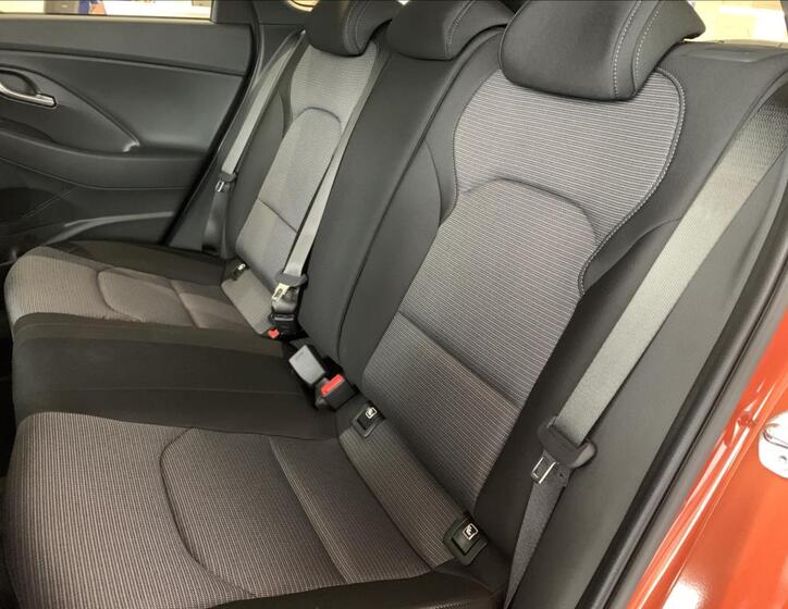 Hyundai i30 14