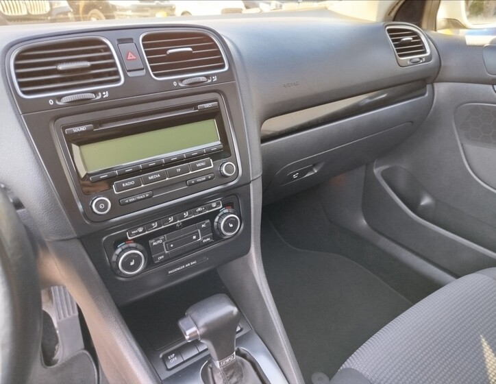 Volkswagen Golf 20